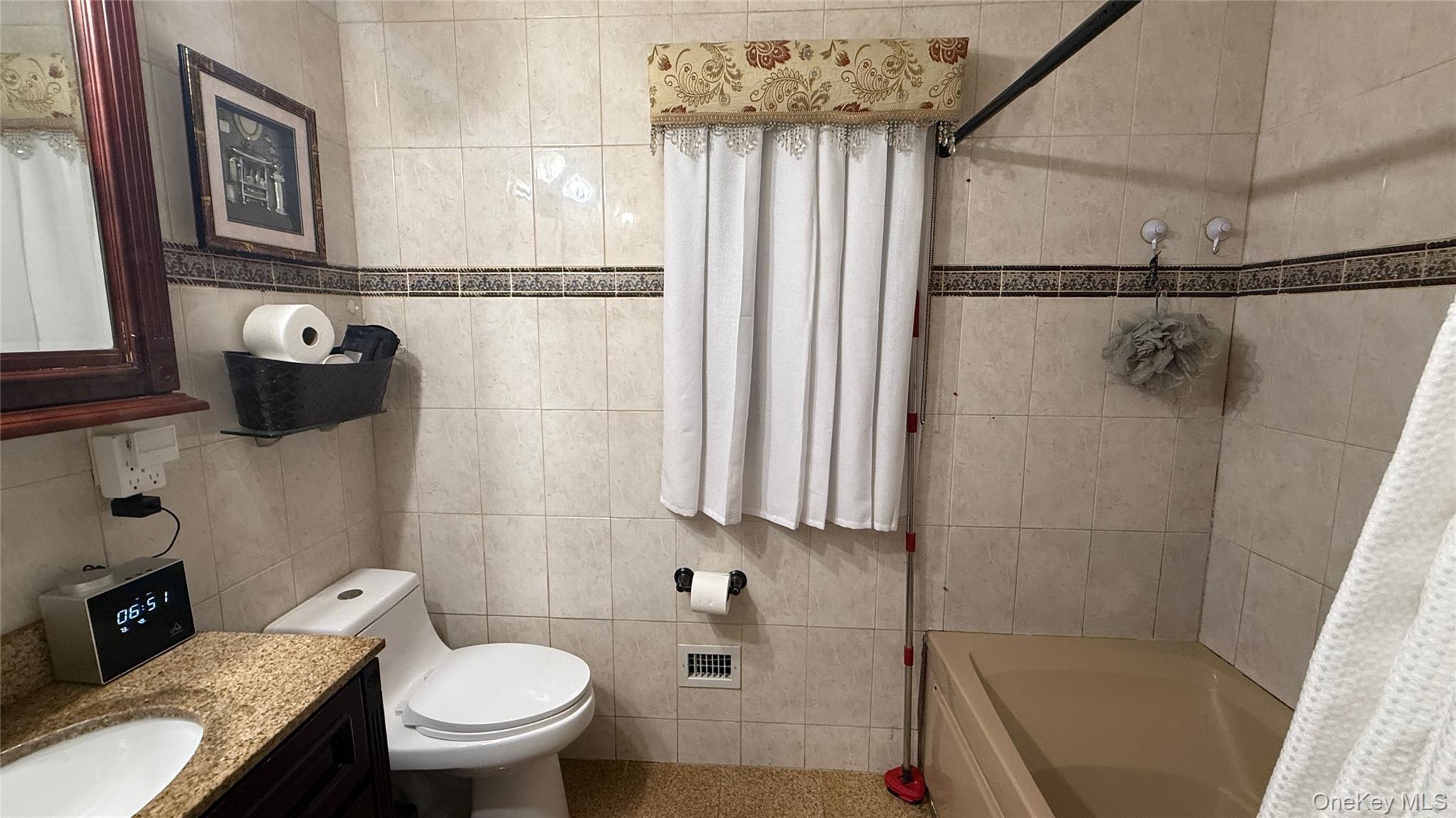 Single Family 142nd Street  Queens, NY 11436, MLS-1044980-8