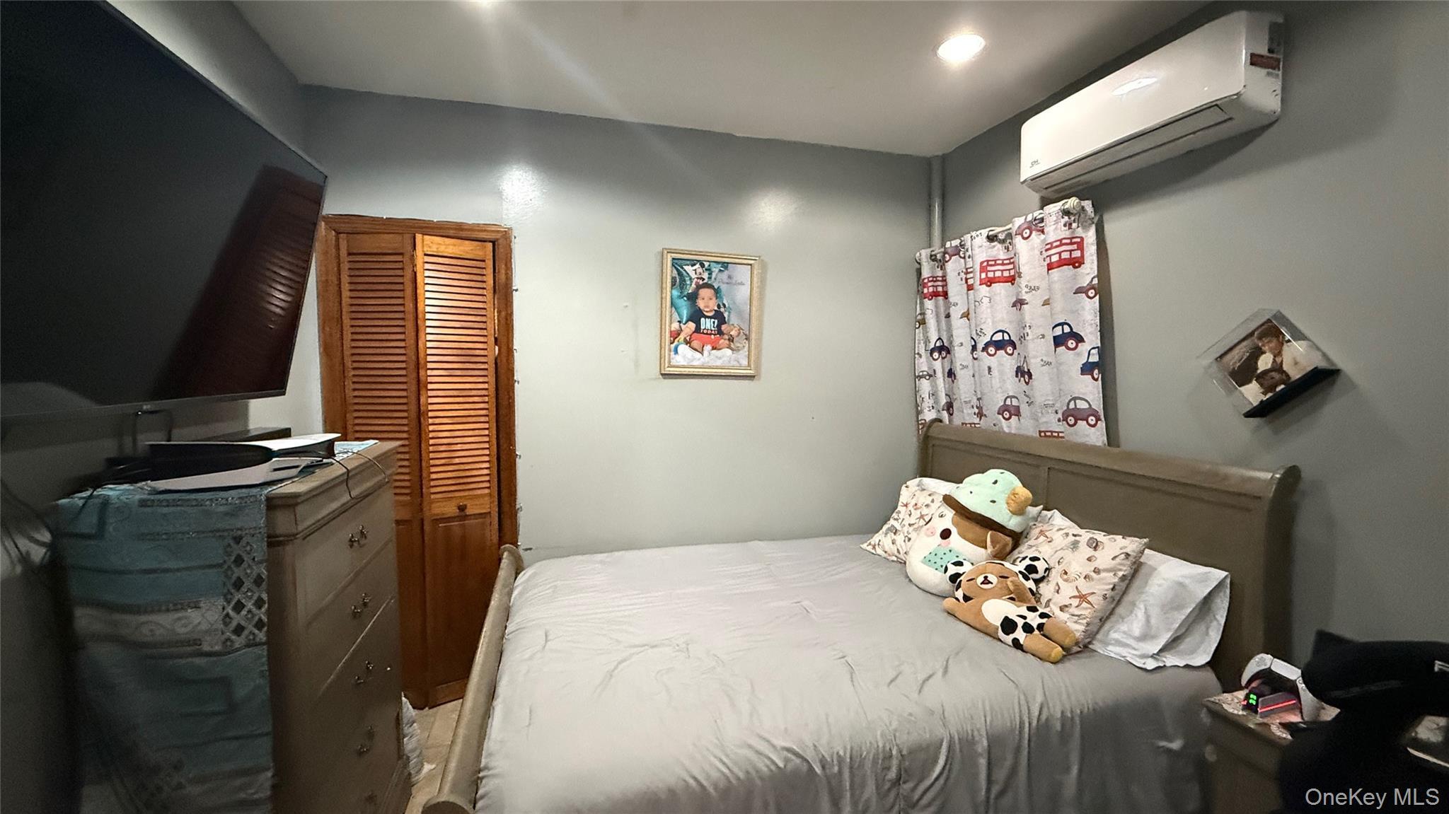 Single Family 142nd Street  Queens, NY 11436, MLS-1044980-9
