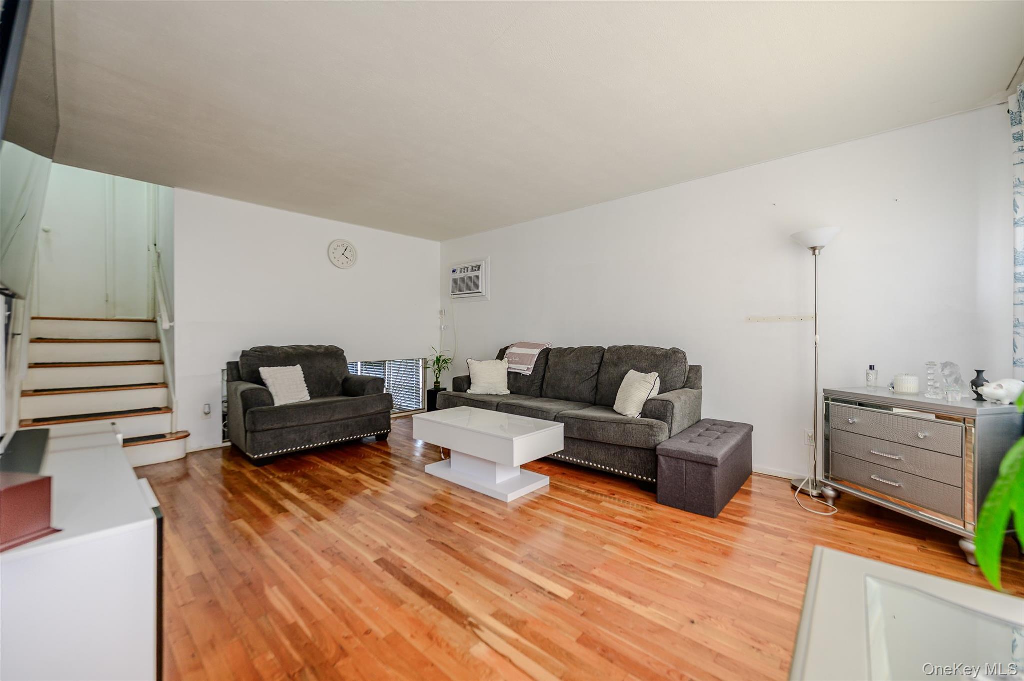 Single Family Oceanside Road  Nassau County, NY 11572, MLS-1044985-3