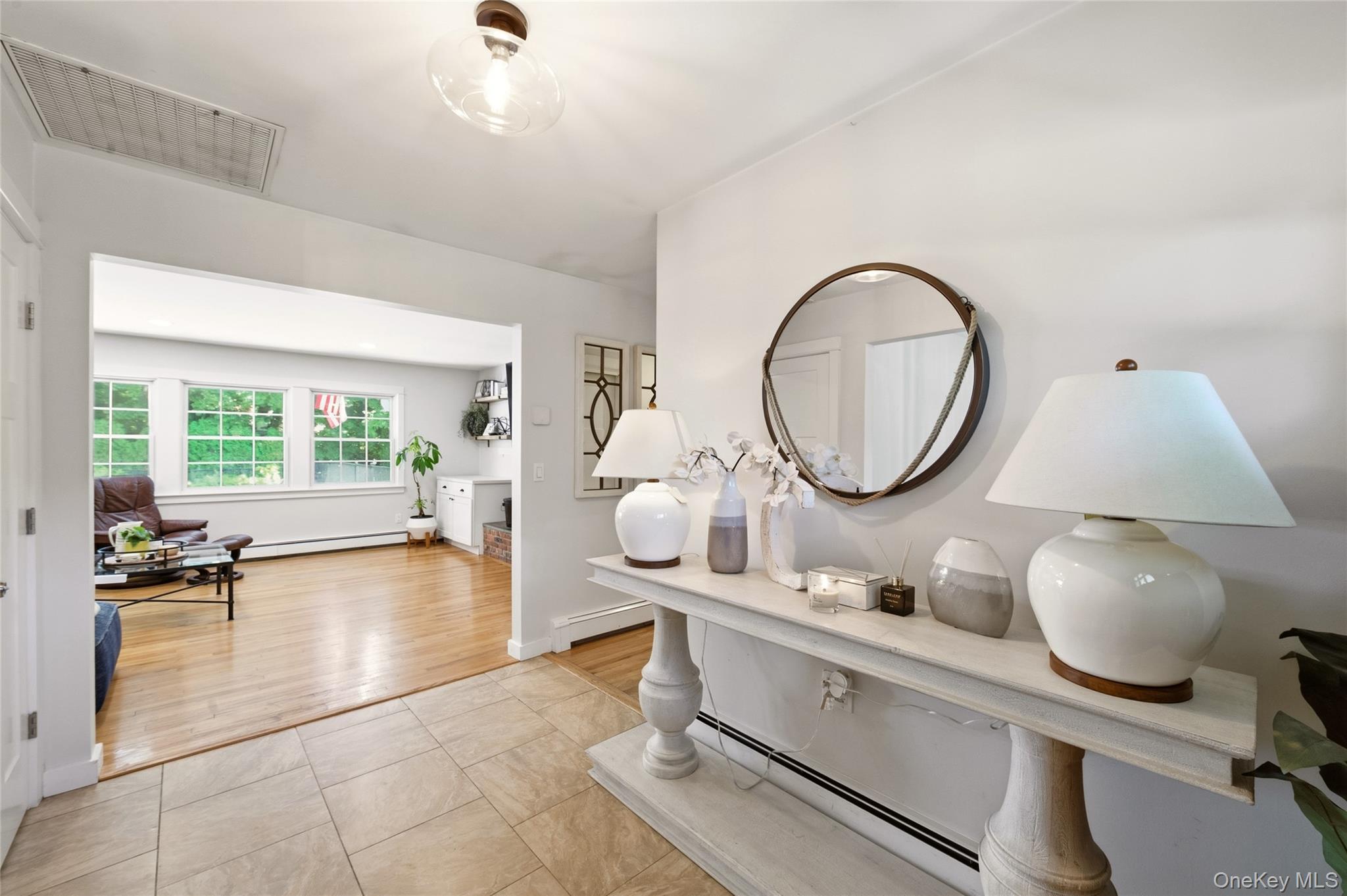 Single Family Cove Road Suffolk County, NY 11743, MLS-1044995-5