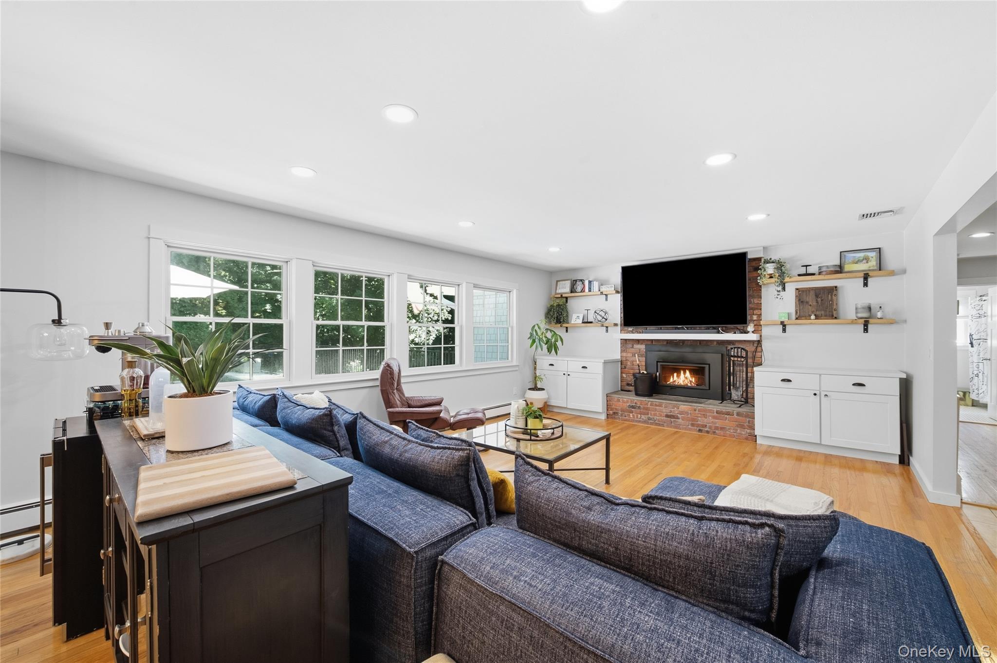 Single Family Cove Road Suffolk County, NY 11743, MLS-1044995-9