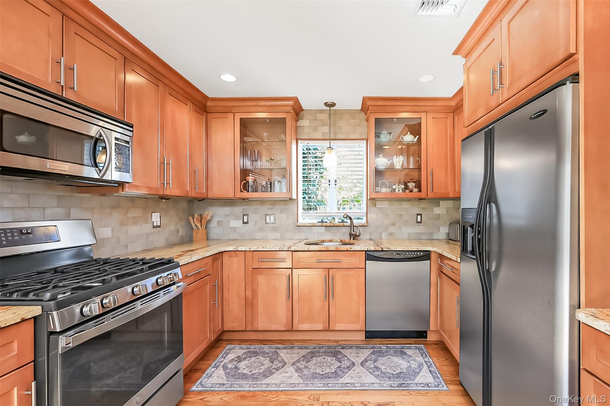 Single Family Graham Street Nassau County, NY 11735, MLS-1045000-13