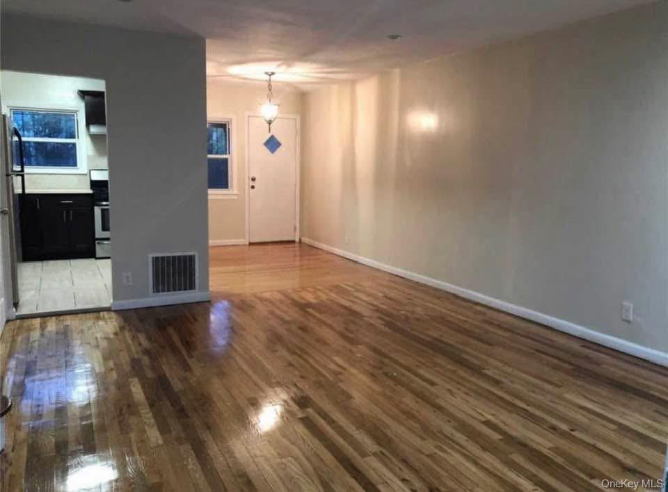 Single Family Arlington Terrace Queens, NY 11433, MLS-1045008-2