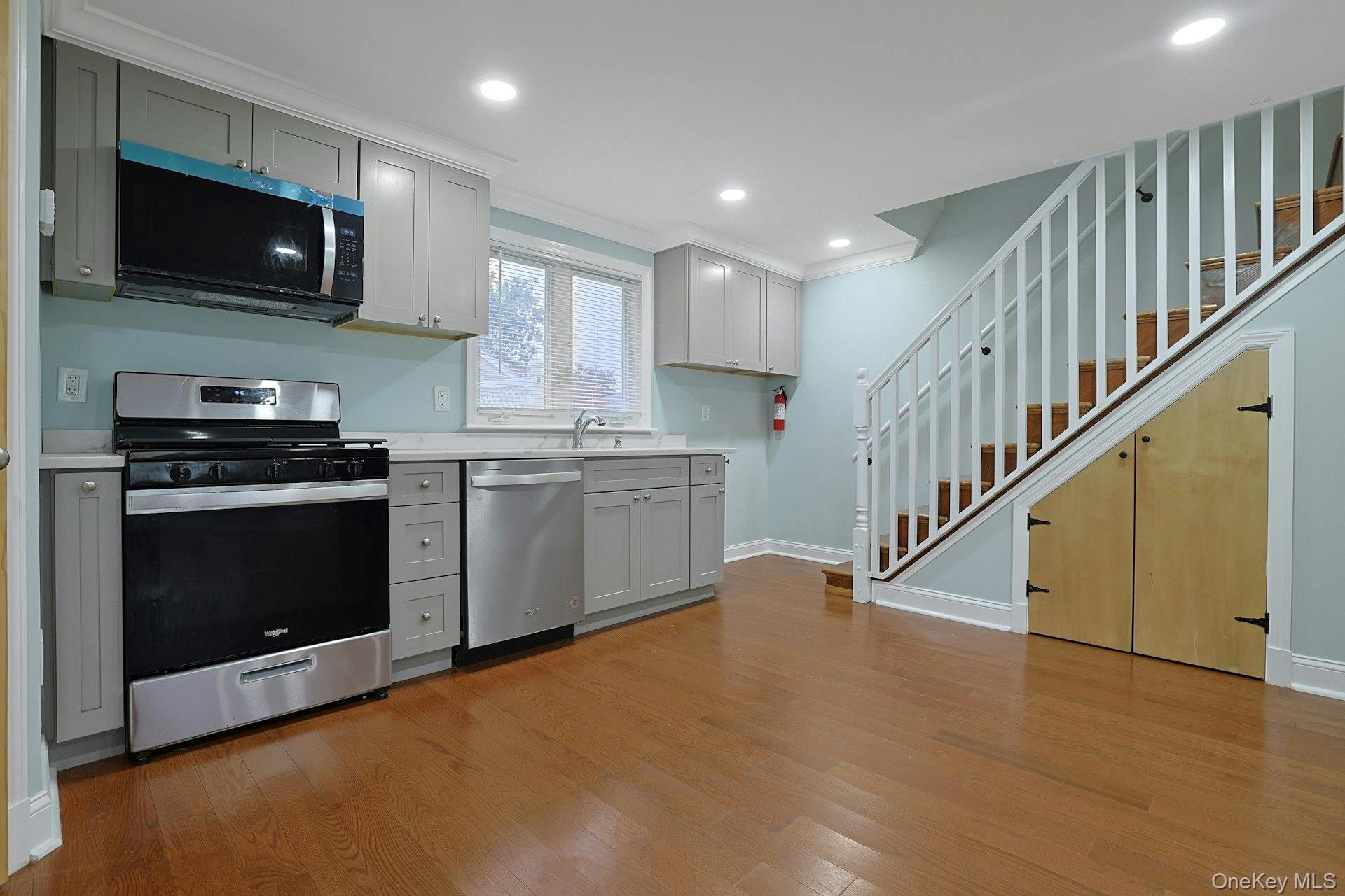 Single Family Grove Street Rockland County, NY 10965, MLS-1045011-11