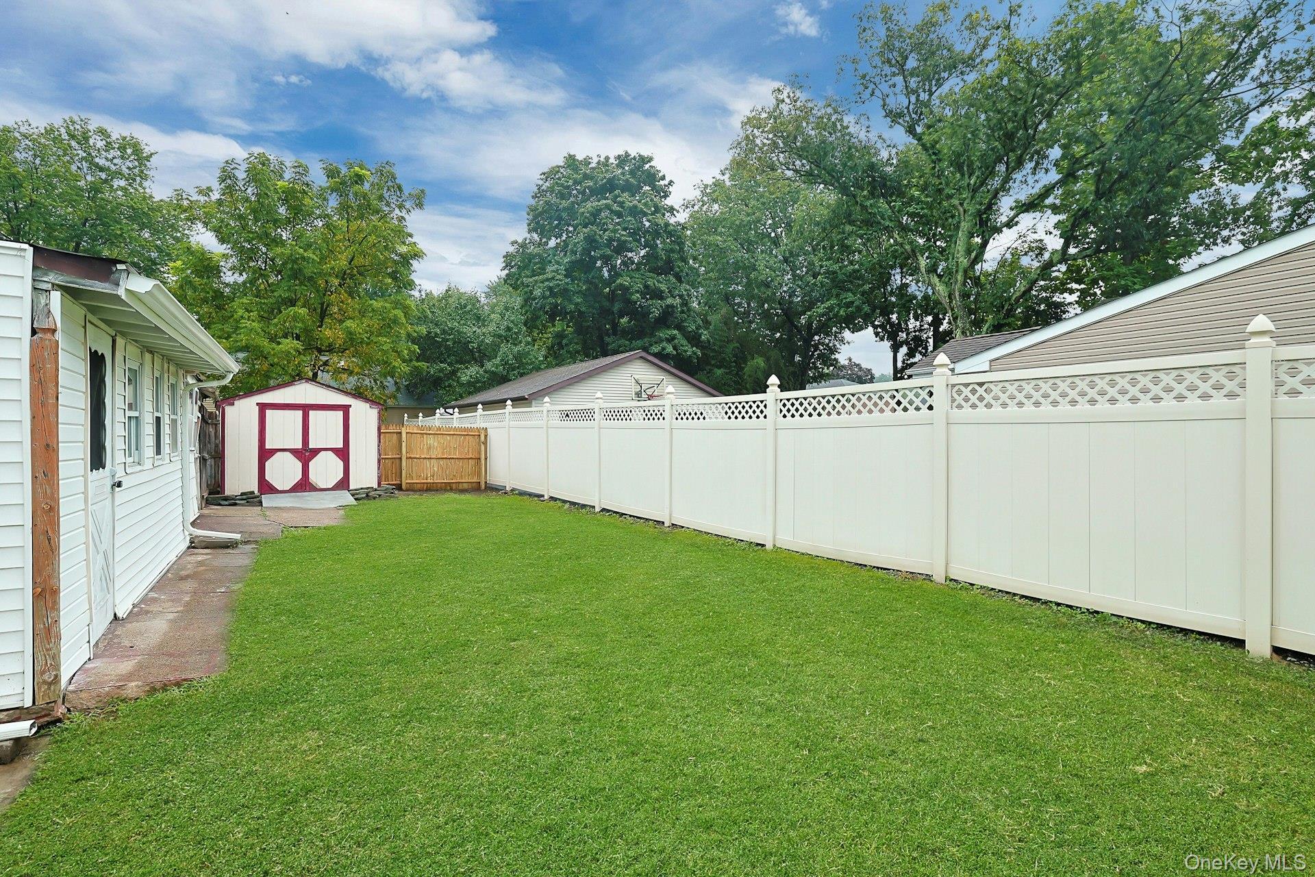 Single Family Grove Street Rockland County, NY 10965, MLS-1045011-6