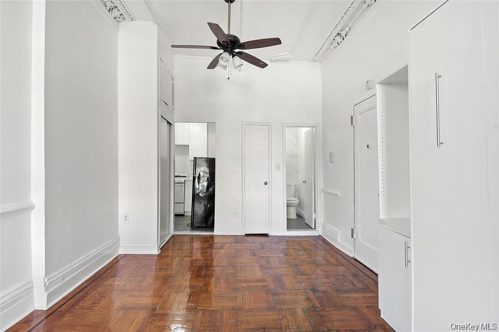 Single Family 5 Avenue  Manhattan, NY 10035, MLS-1045034-11