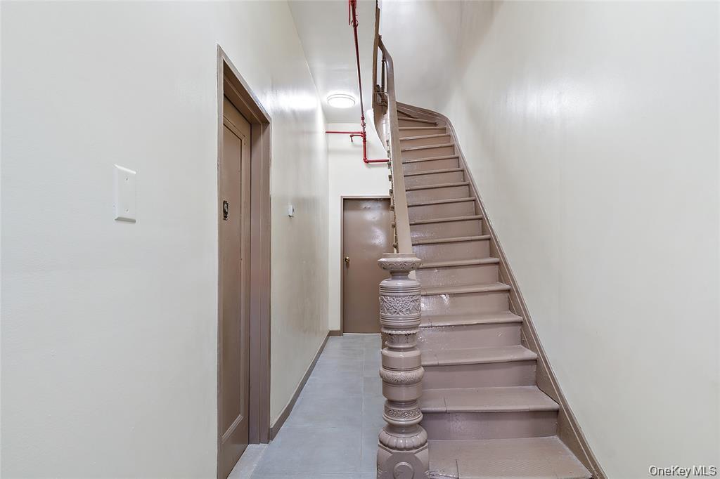 Single Family 5 Avenue Manhattan, NY 10035, MLS-1045034-4