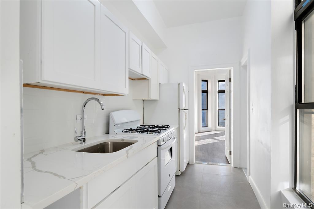 Single Family 5 Avenue Manhattan, NY 10035, MLS-1045034-6