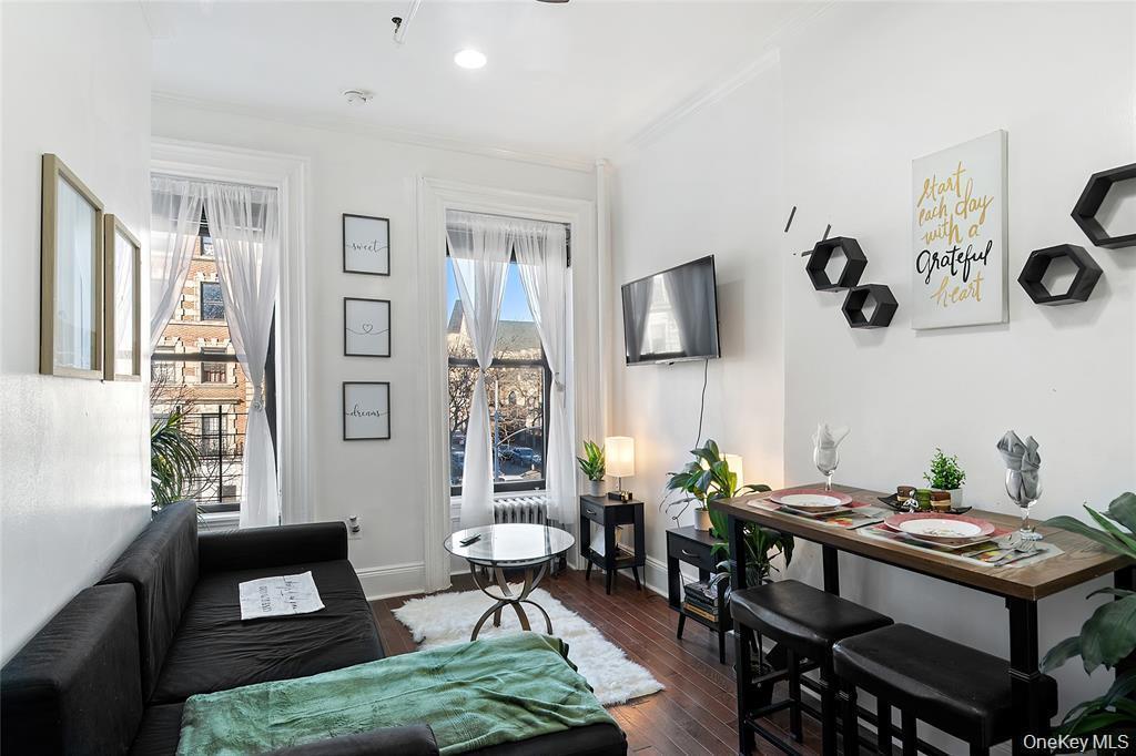 Single Family 5 Avenue Manhattan, NY 10035, MLS-1045034-9