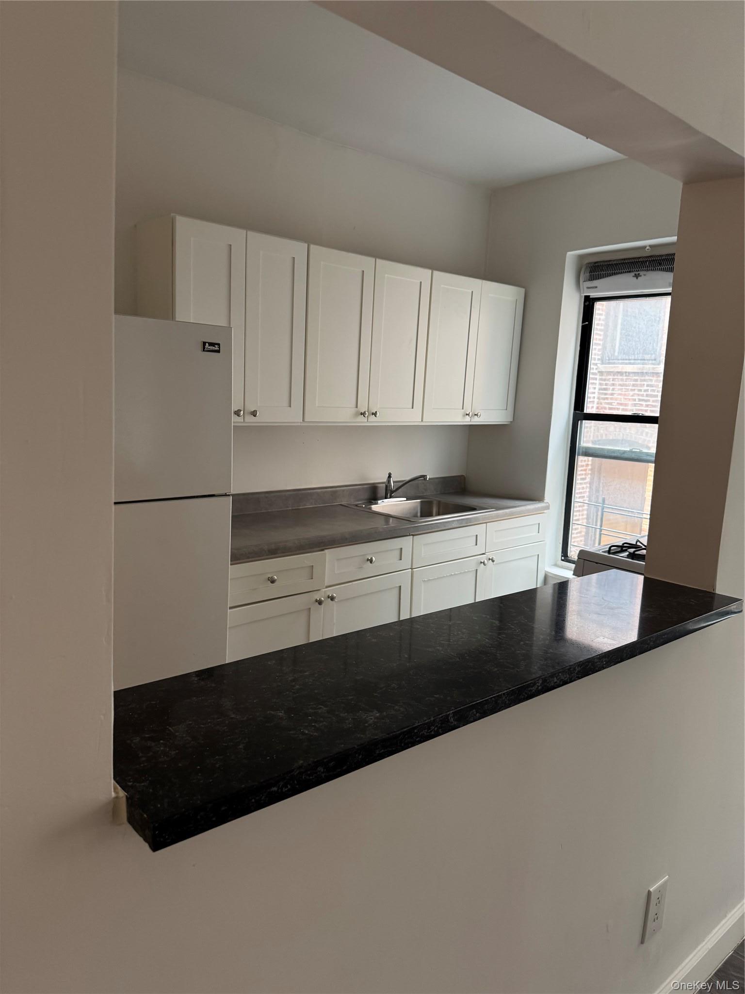 Apartment W 160th Street  Manhattan, NY 10032, MLS-1045045-5