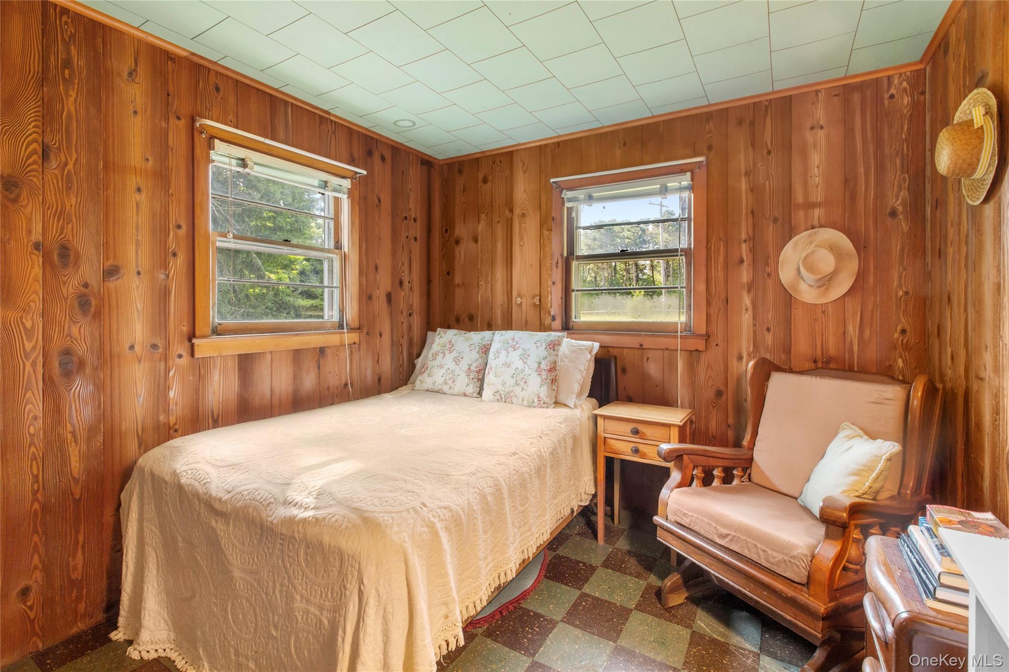 Single Family Boathouse Road Suffolk County, NY 11946, MLS-1045061-10