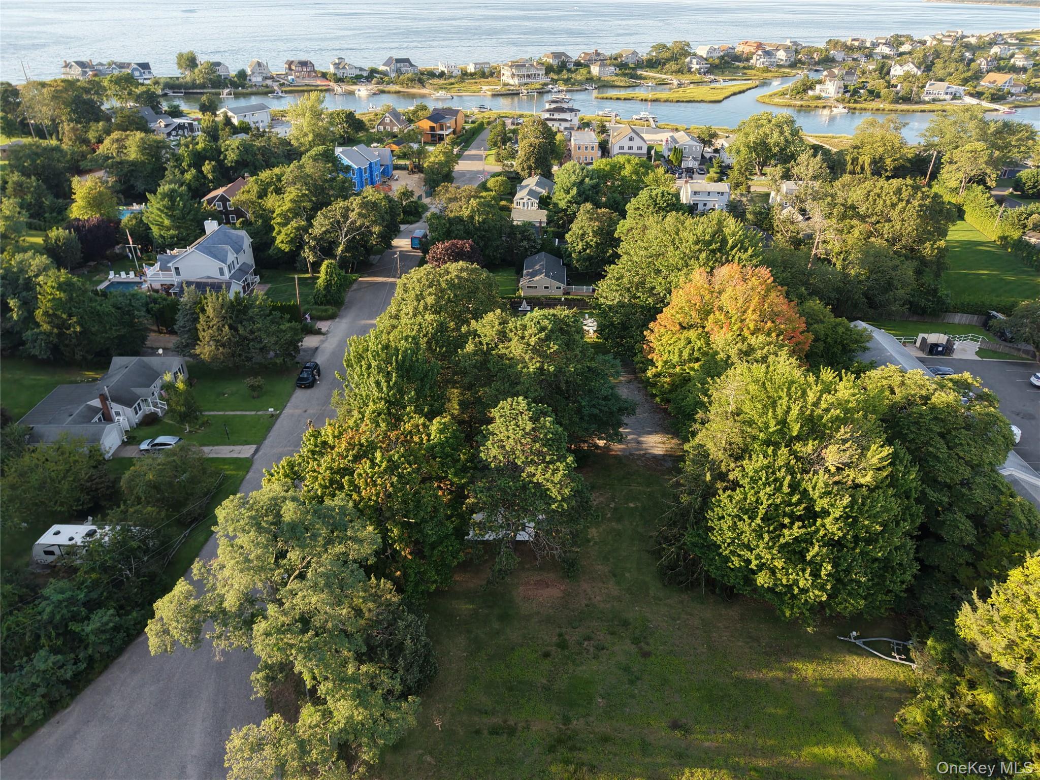 Single Family Boathouse Road Suffolk County, NY 11946, MLS-1045061-15