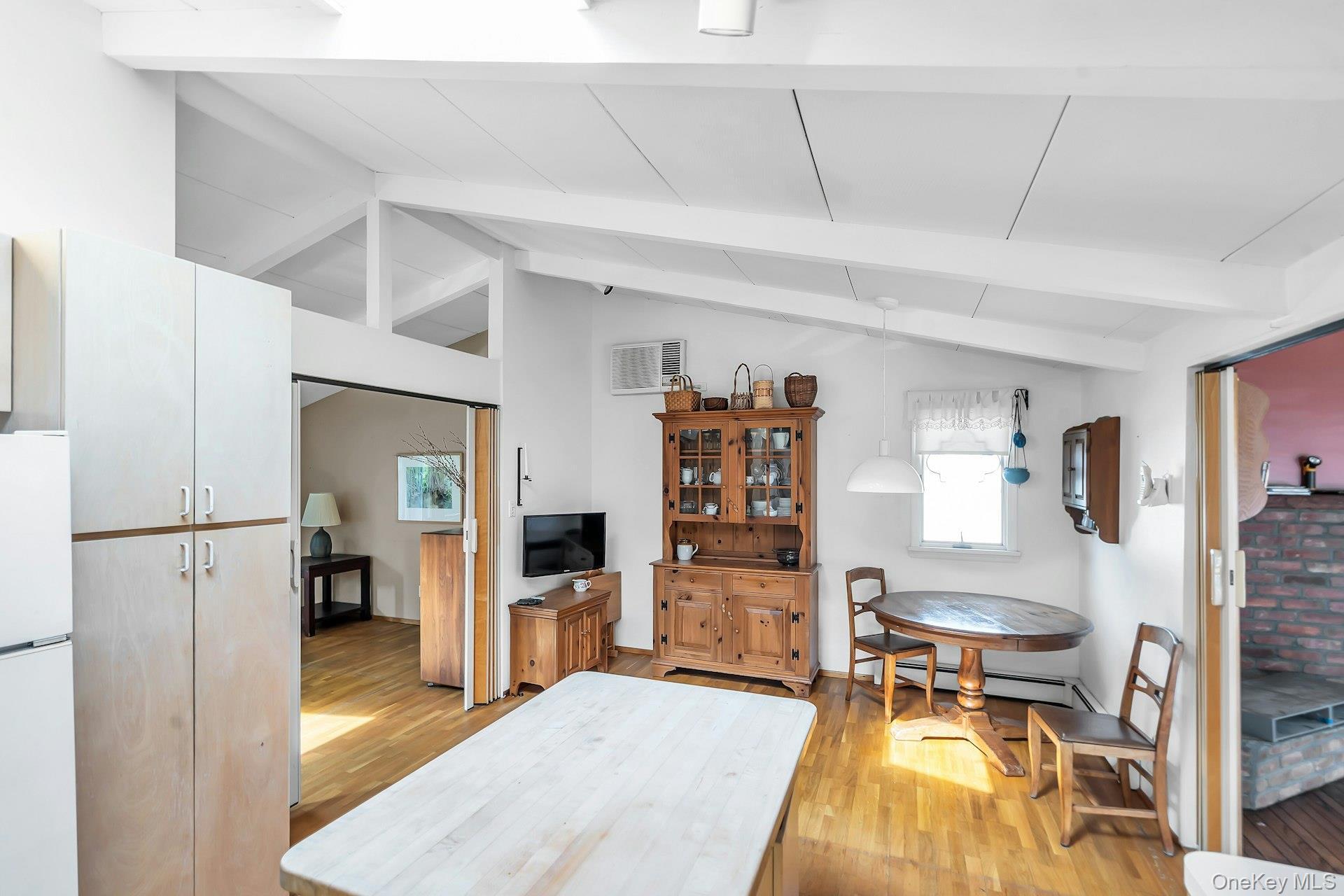 Single Family Redleaf Lane  Suffolk County, NY 11725, MLS-1045064-10