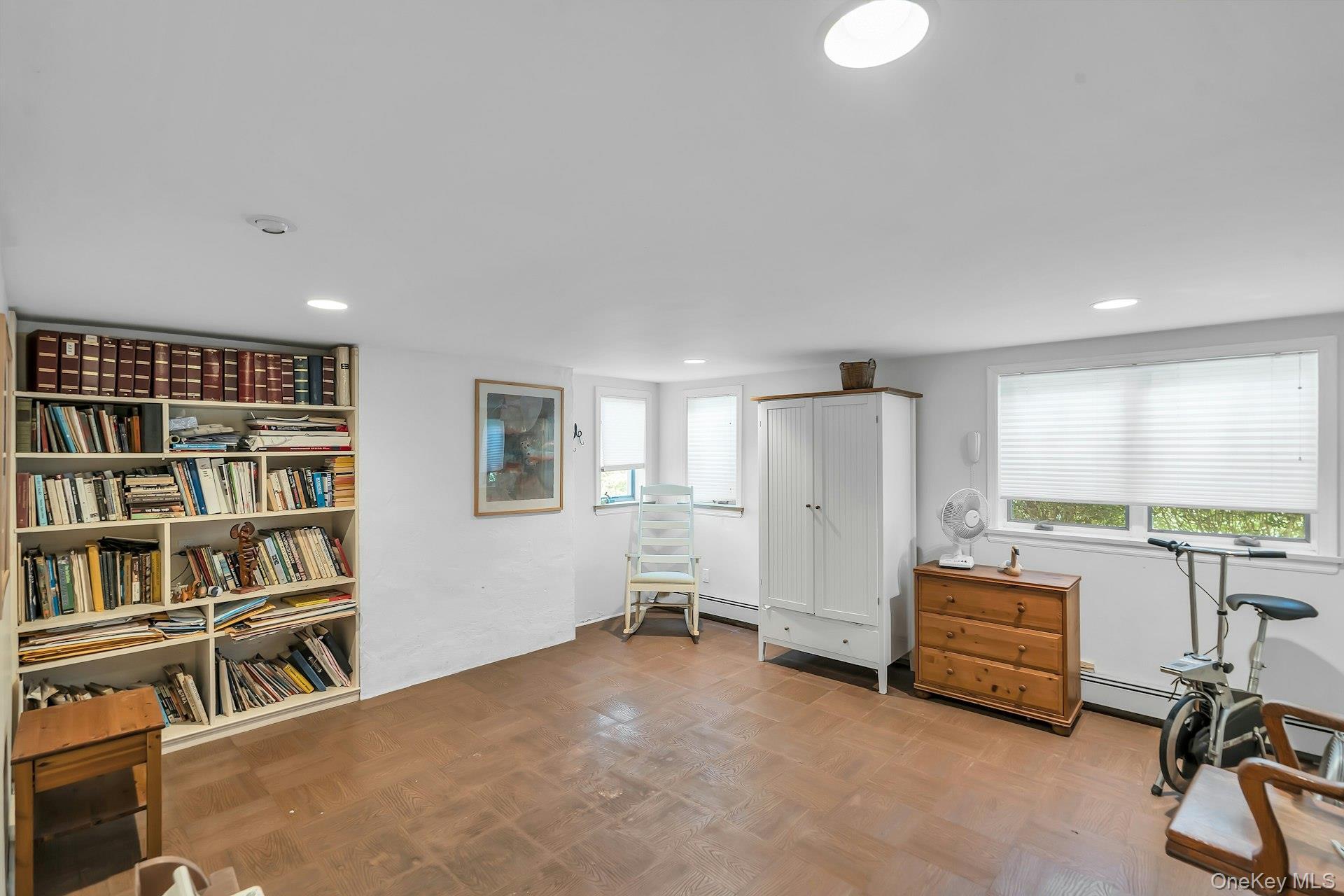Single Family Redleaf Lane  Suffolk County, NY 11725, MLS-1045064-25