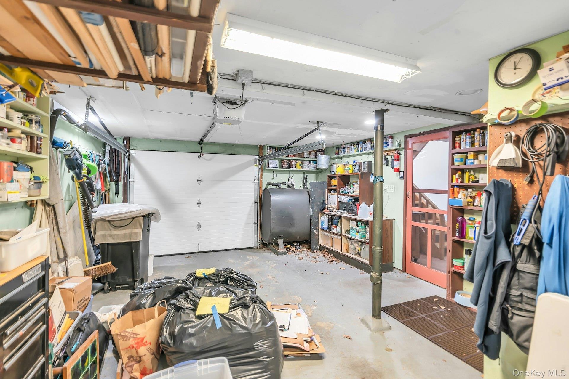 Single Family Redleaf Lane  Suffolk County, NY 11725, MLS-1045064-28