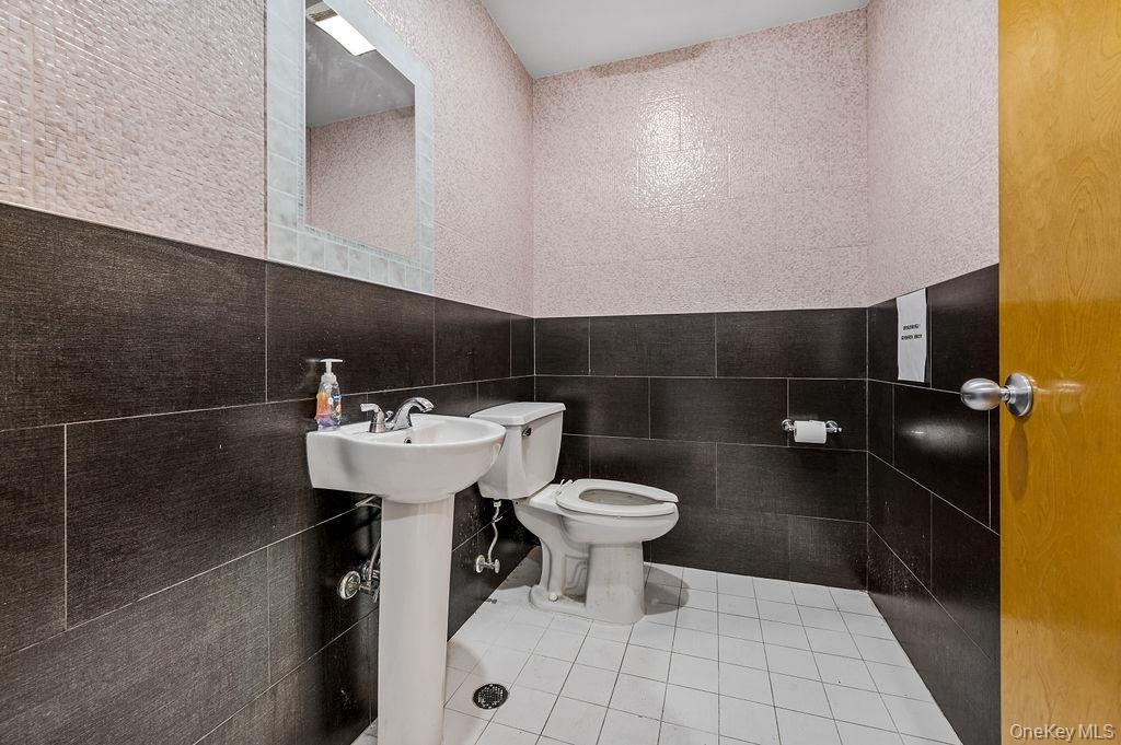 Single Family 162nd Street Queens, NY 11358, MLS-1045070-11