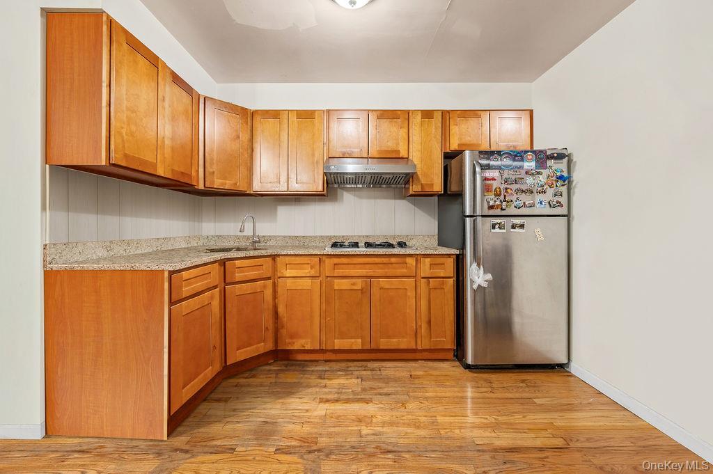Single Family 162nd Street Queens, NY 11358, MLS-1045070-16