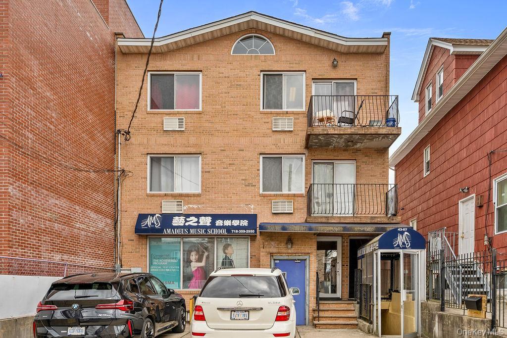 Single Family 162nd Street  Queens, NY 11358, MLS-1045070-25