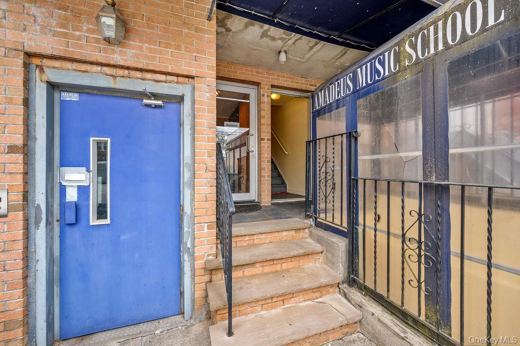 Single Family 162nd Street Queens, NY 11358, MLS-1045070-3