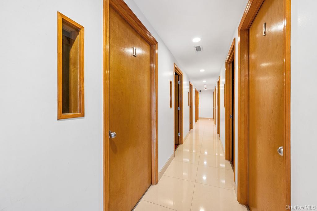 Single Family 162nd Street Queens, NY 11358, MLS-1045070-7