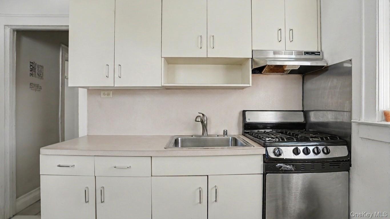 Single Family Harding Avenue  Bronx, NY 10465, MLS-1045072-18