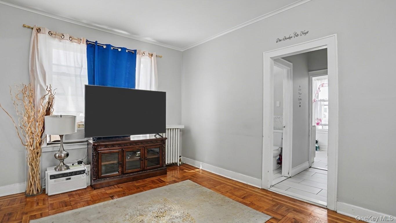Single Family Harding Avenue  Bronx, NY 10465, MLS-1045072-19