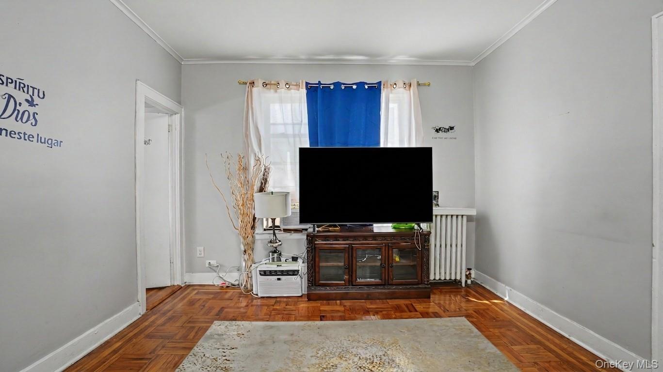 Single Family Harding Avenue  Bronx, NY 10465, MLS-1045072-20