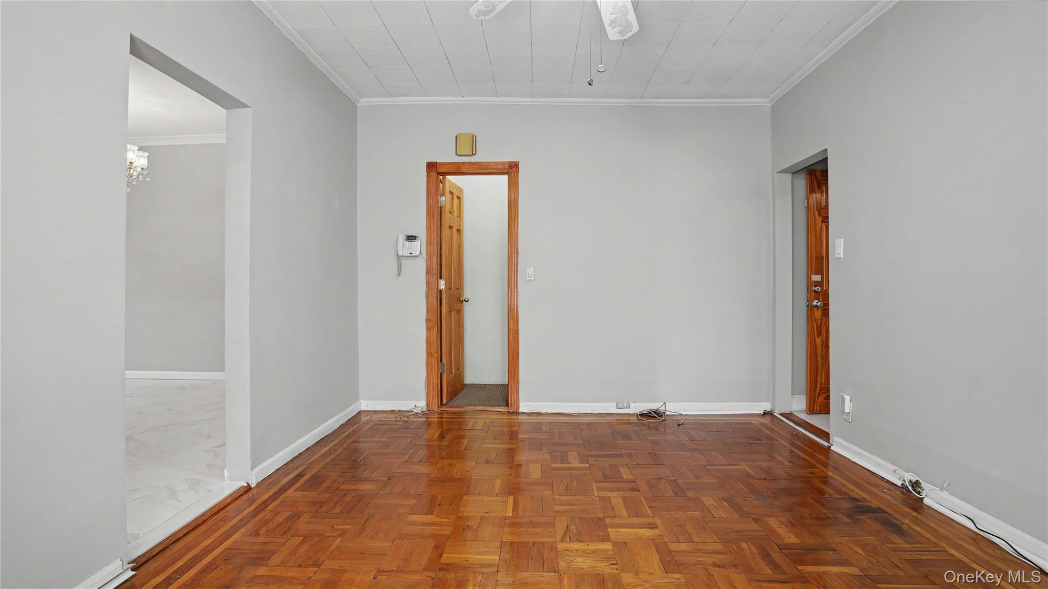 Single Family Harding Avenue  Bronx, NY 10465, MLS-1045072-6