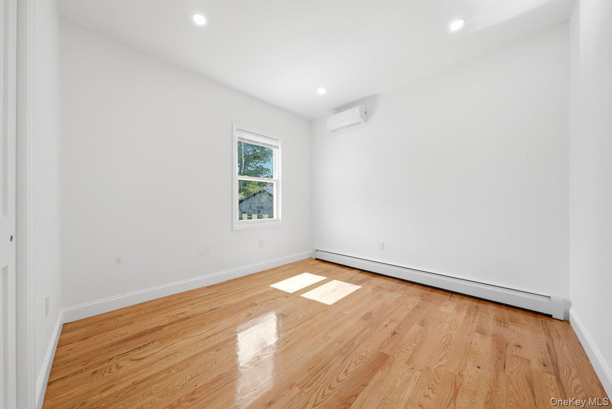 Single Family 212th Street  Queens, NY 11428, MLS-1045091-19