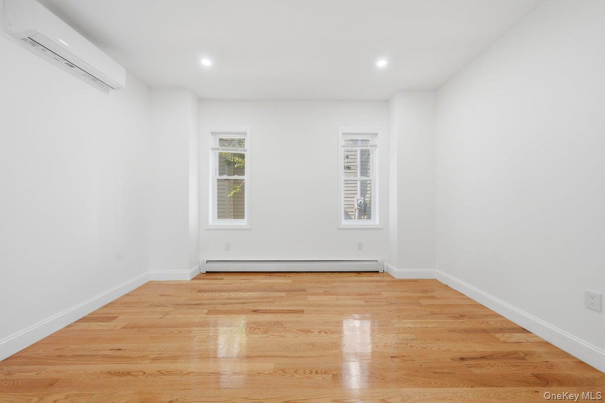 Single Family 212th Street  Queens, NY 11428, MLS-1045091-23