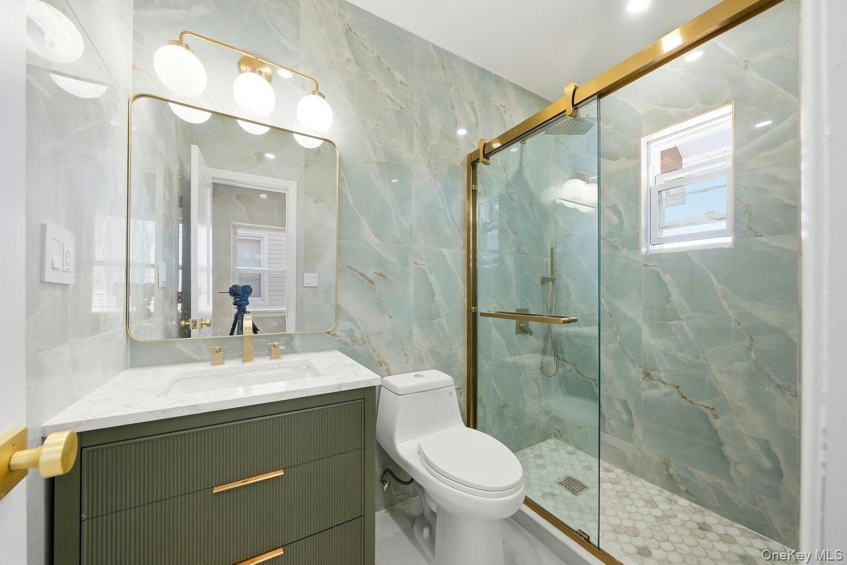 Single Family 212th Street  Queens, NY 11428, MLS-1045091-31
