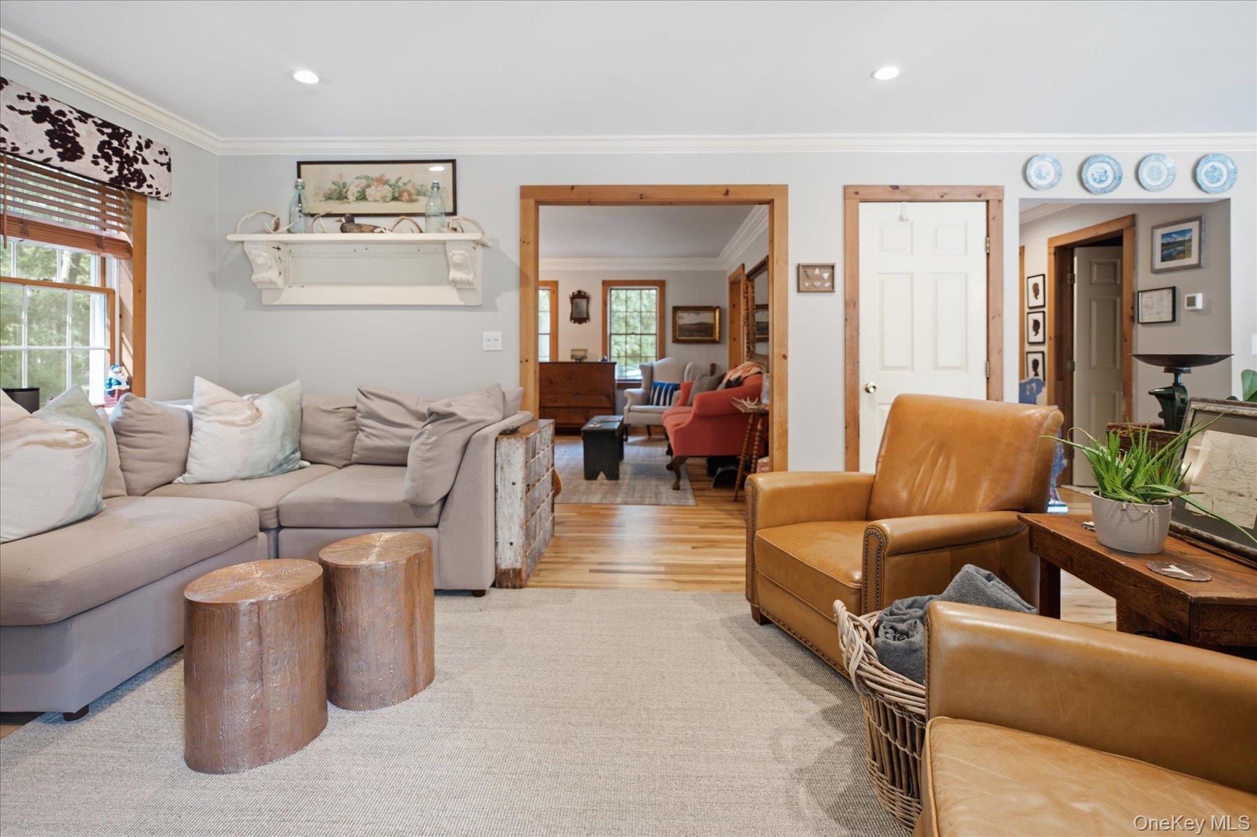 Single Family Old Country Road Suffolk County, NY 11960, MLS-1045104-10