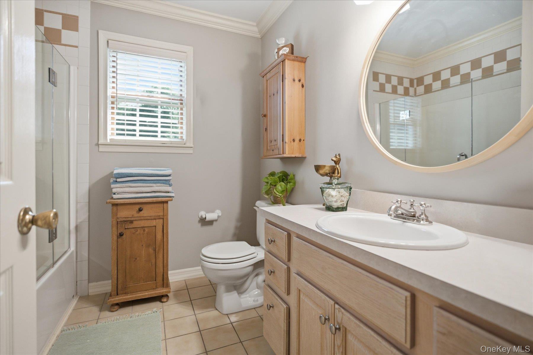 Single Family Old Country Road Suffolk County, NY 11960, MLS-1045104-25