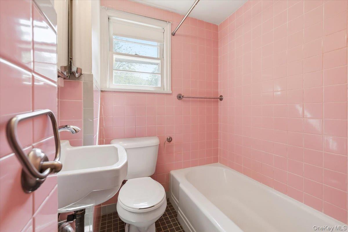 Single Family Ramapo Road  Rockland County, NY 10923, MLS-1045121-35