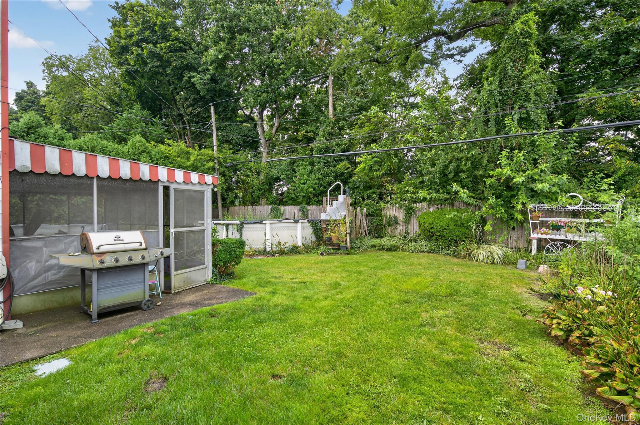 Single Family Jamaica Boulevard  Nassau County, NY 11514, MLS-1045132-12