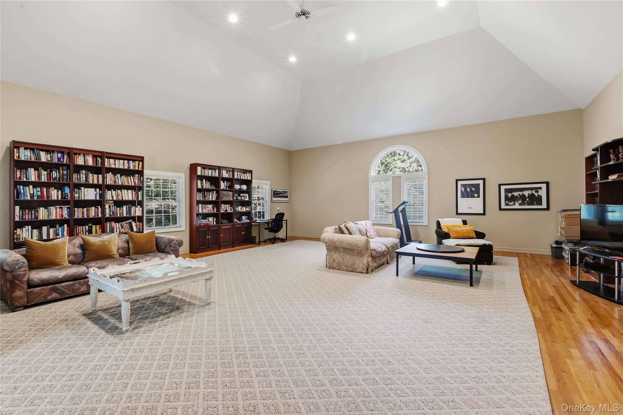 Single Family Smith Farm Road  Westchester County, NY 10506, MLS-1045155-10