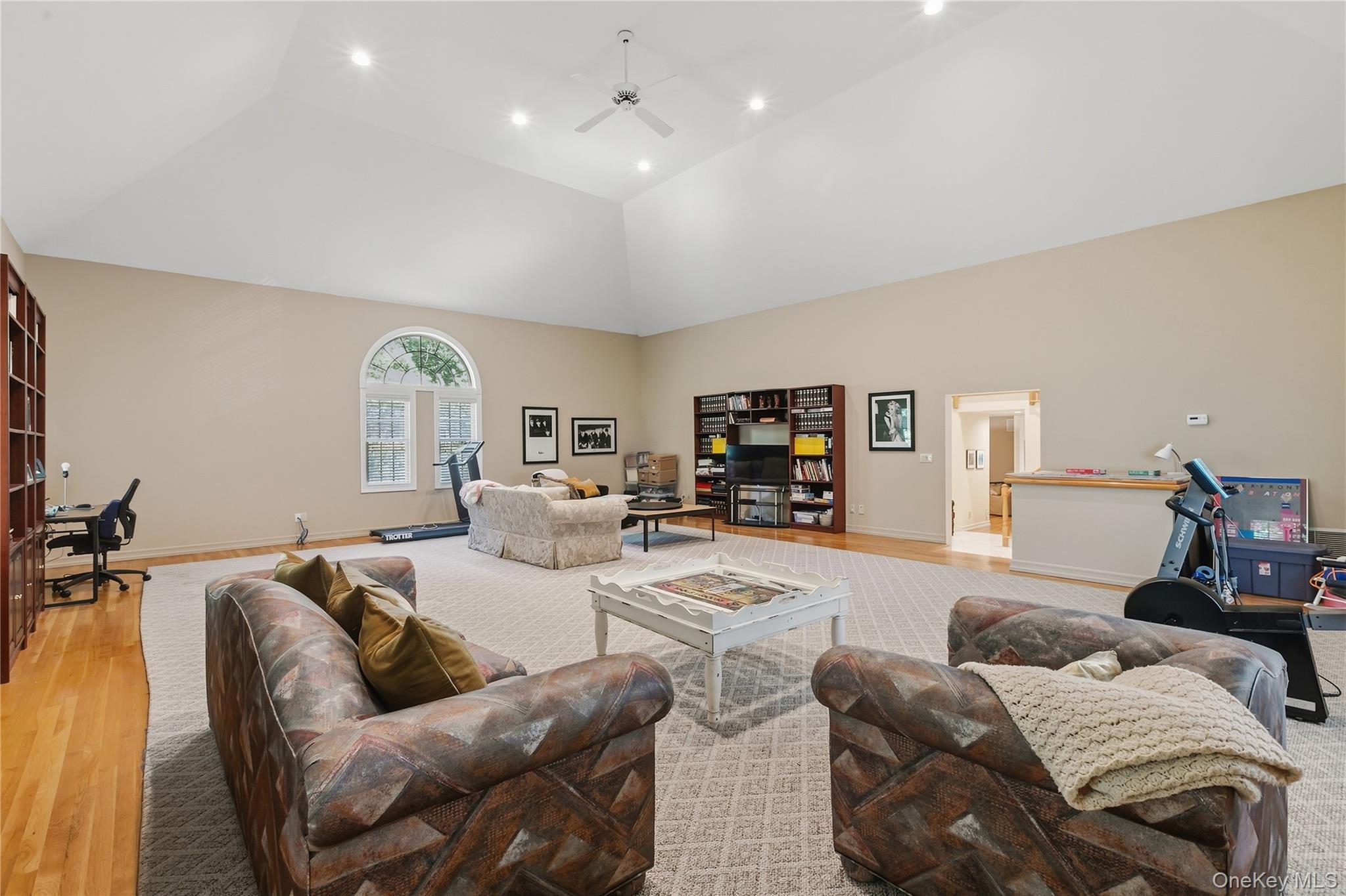 Single Family Smith Farm Road  Westchester County, NY 10506, MLS-1045155-11