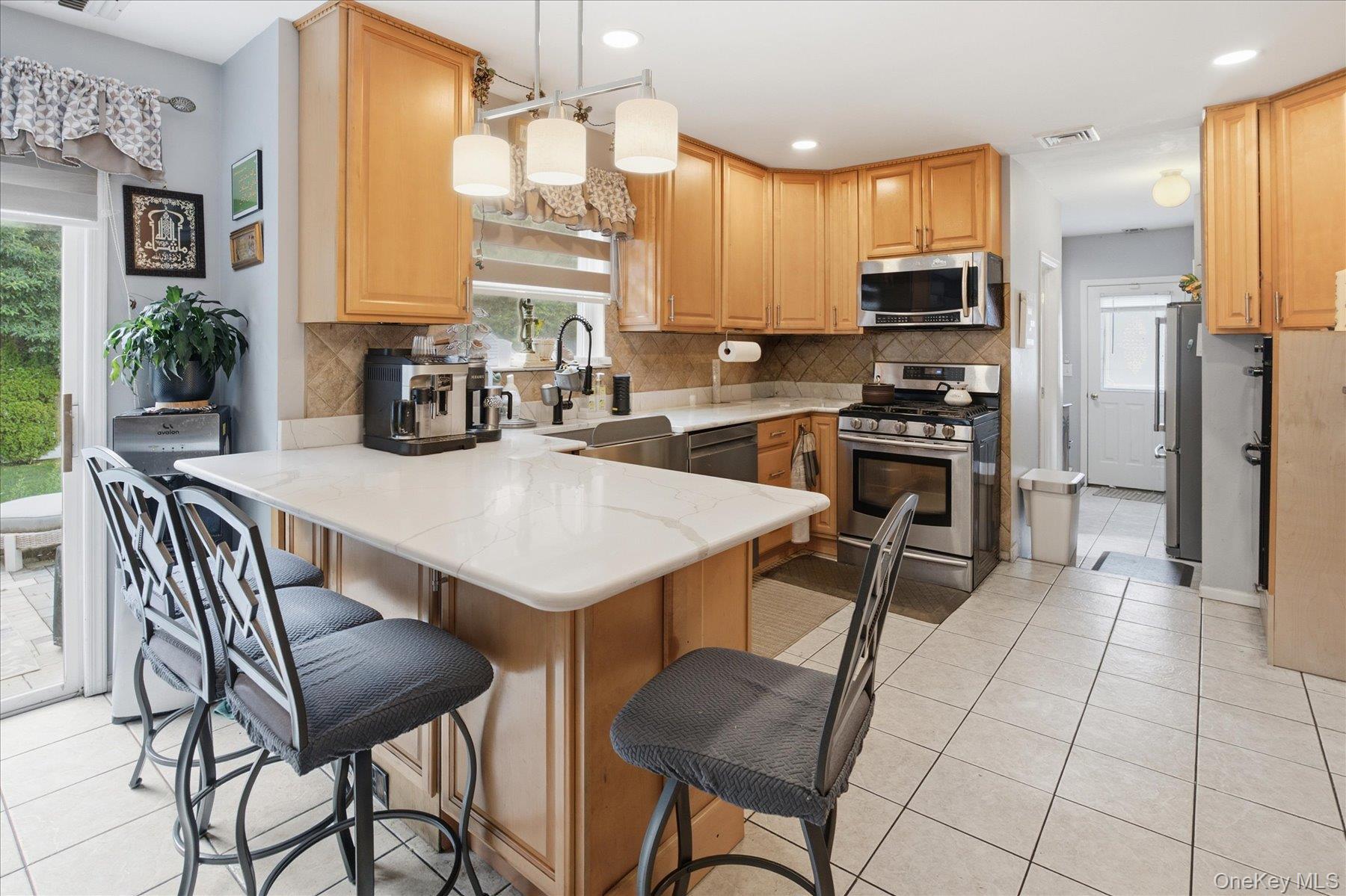 Single Family Howard Drive Suffolk County, NY 11727, MLS-1045161-17