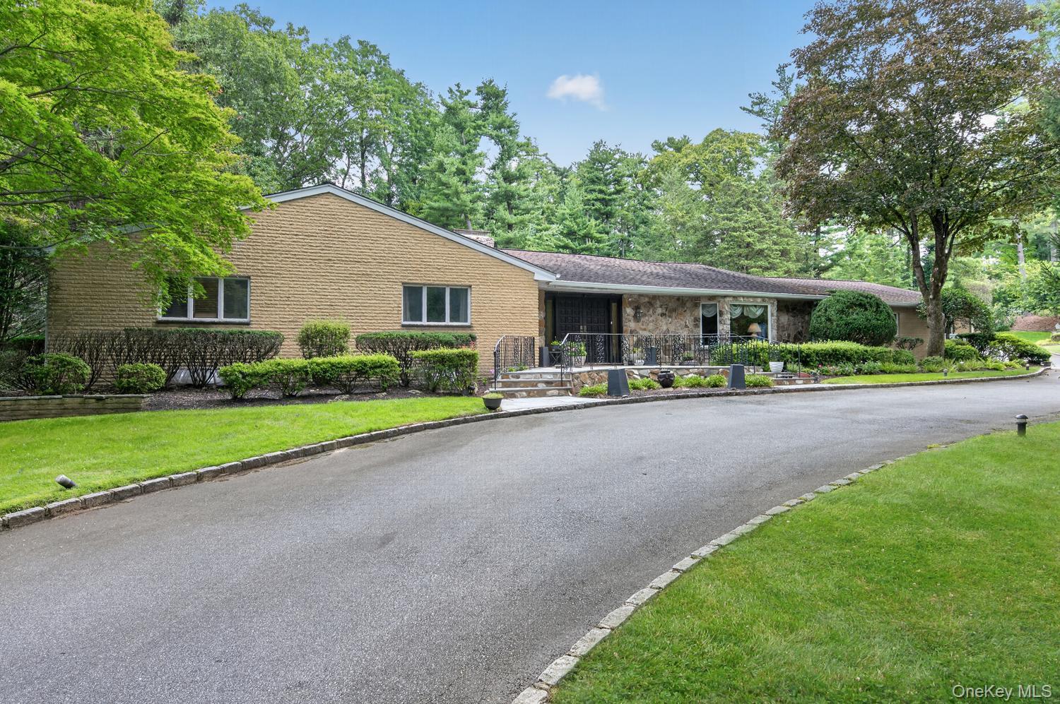 Single Family Dorchester Drive  Nassau County, NY 11545, MLS-1045194-2