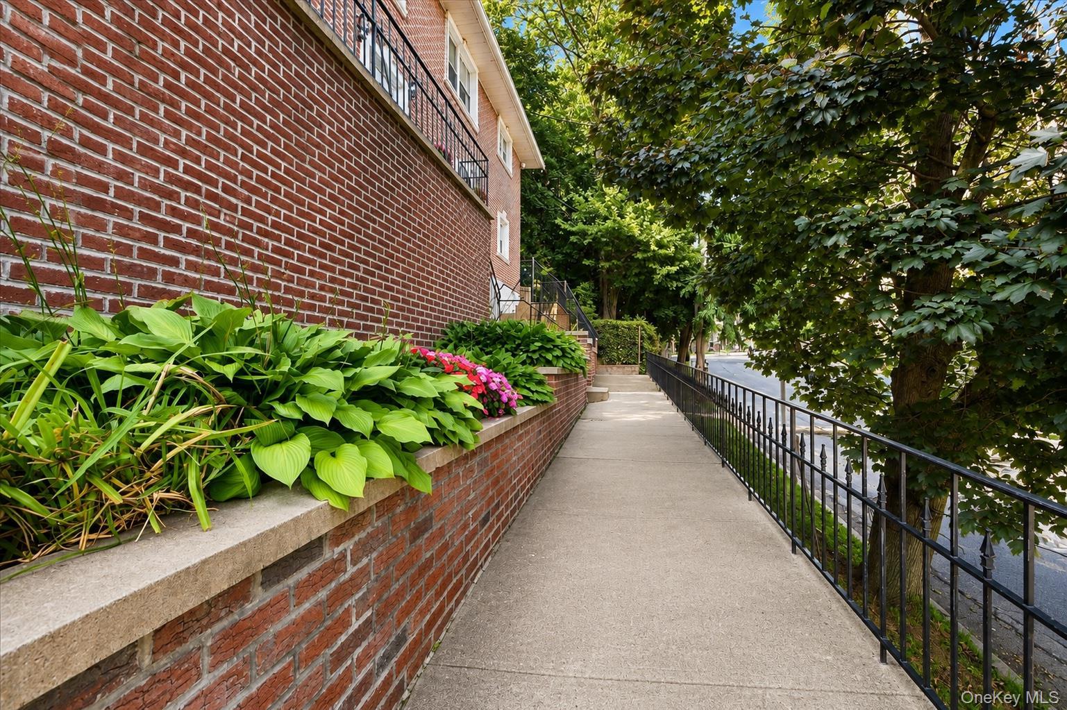 Single Family Raybrook Rd  Westchester County, NY 10704, MLS-1045200-2