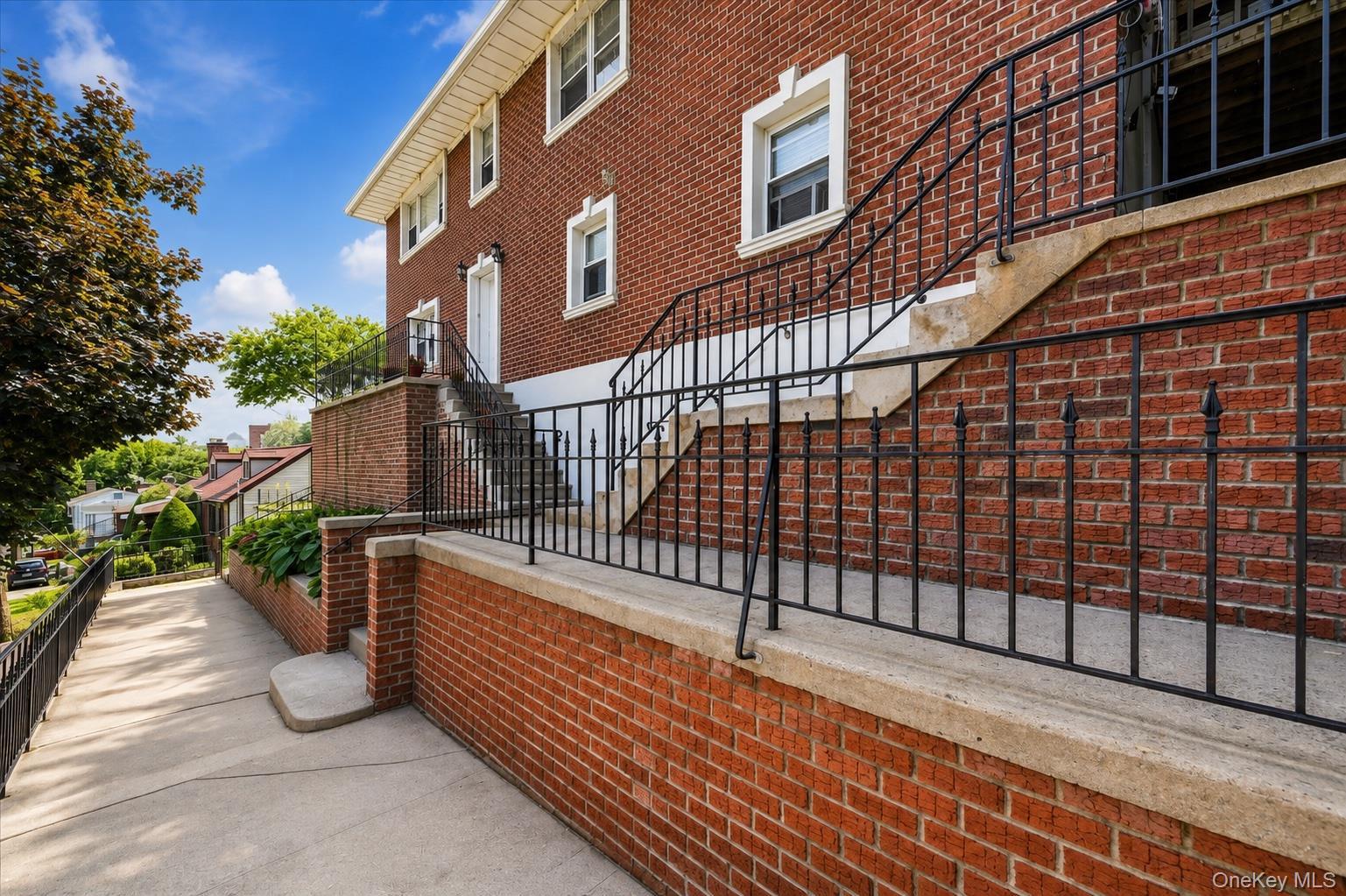 Single Family Raybrook Rd  Westchester County, NY 10704, MLS-1045200-3