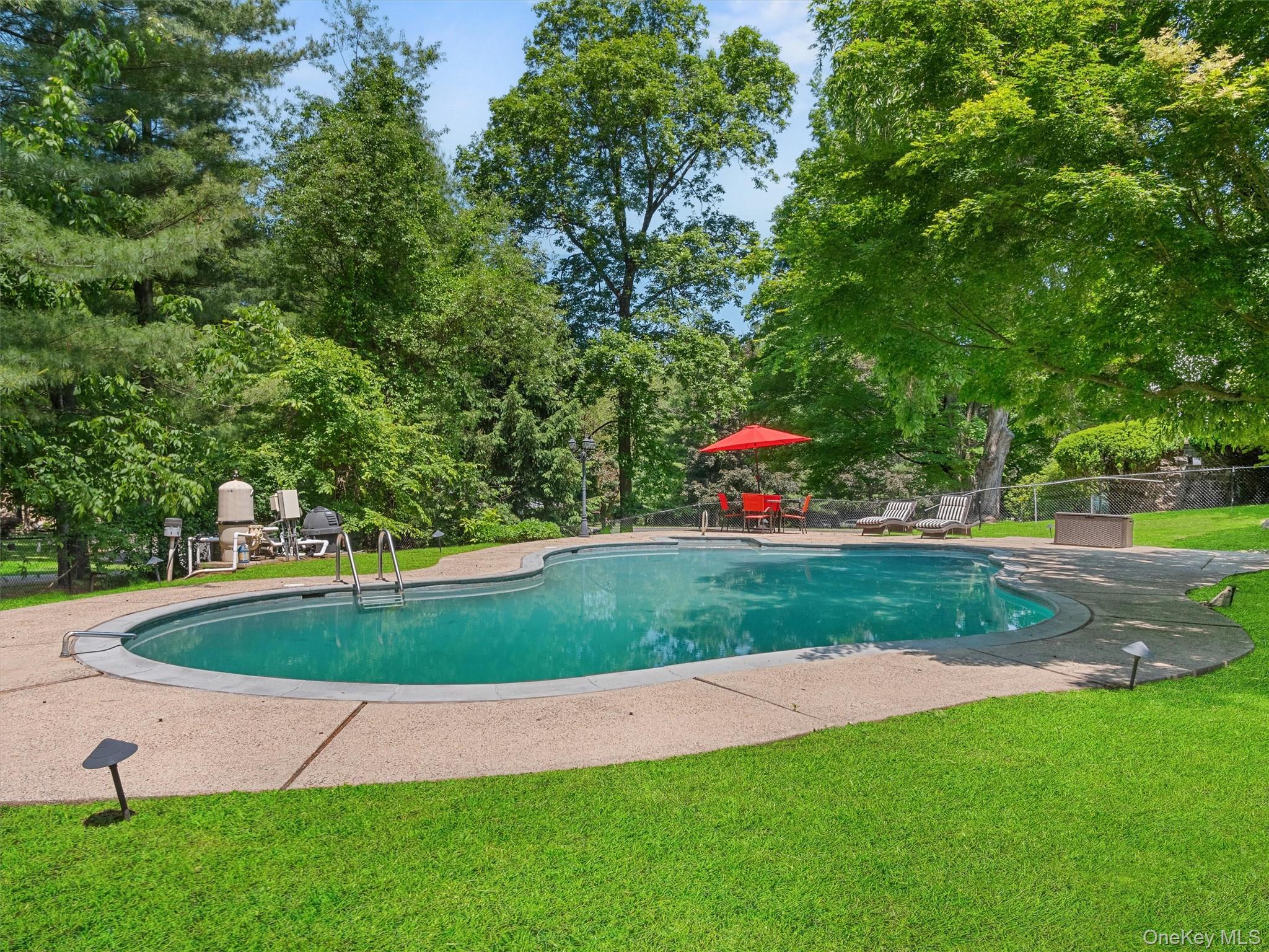 Single Family Finnegan Lane Rockland County, NY 10901, MLS-1045201-32