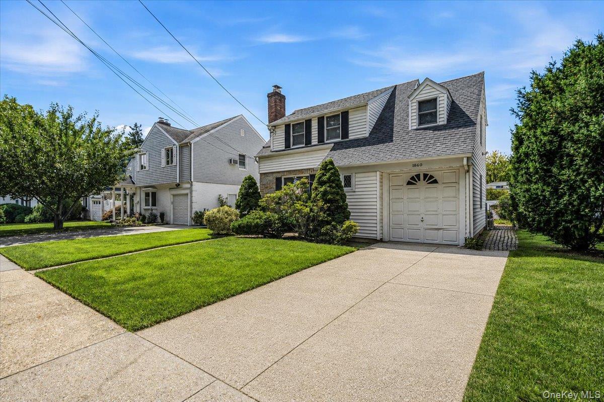 Single Family Rockville Drive  Nassau County, NY 11510, MLS-1045207-2