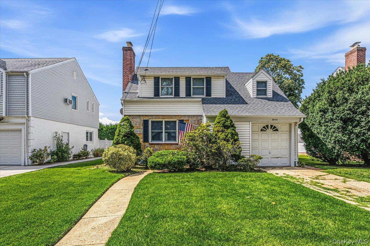 Single Family Rockville Drive  Nassau County, NY 11510, MLS-1045207-3