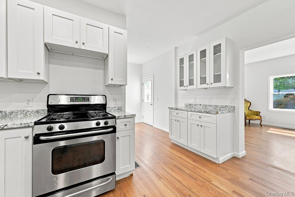 Single Family Private Road Suffolk County, NY 11933, MLS-1045233-15