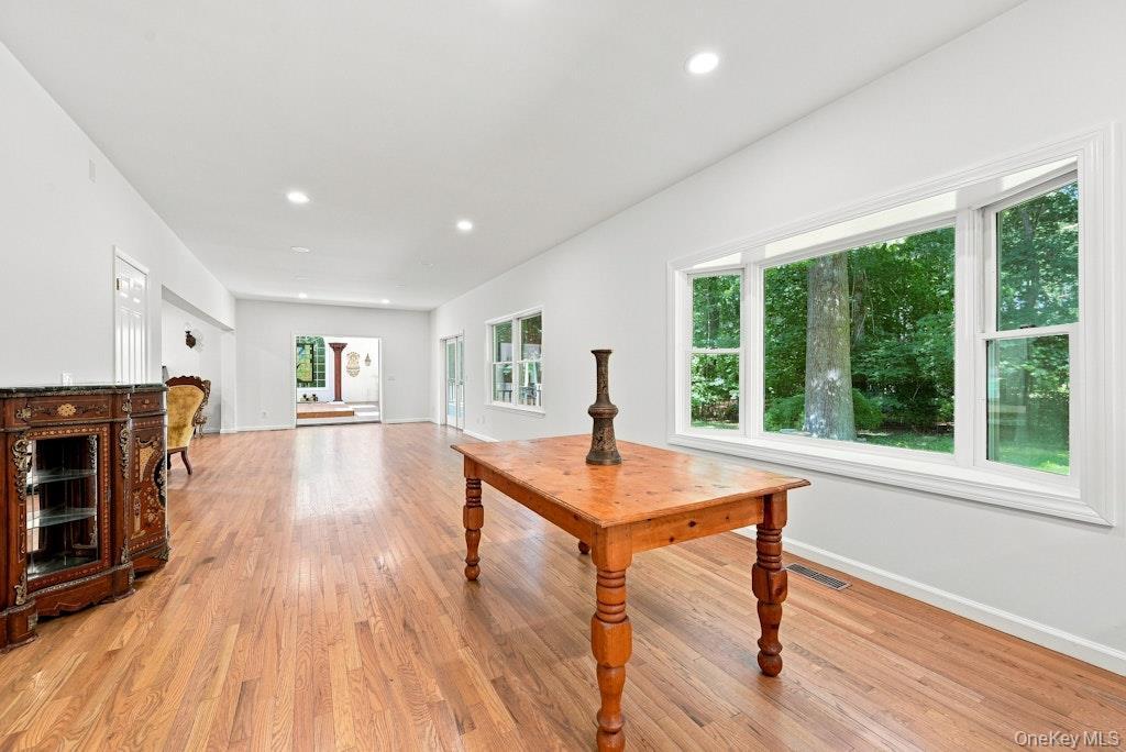 Single Family Private Road Suffolk County, NY 11933, MLS-1045233-18