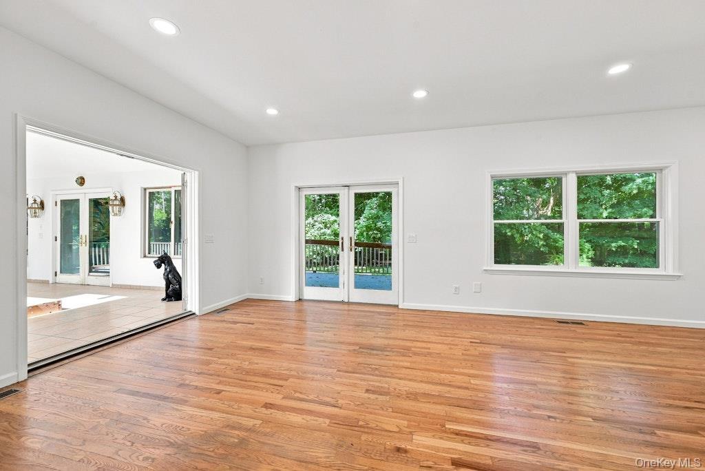 Single Family Private Road Suffolk County, NY 11933, MLS-1045233-21