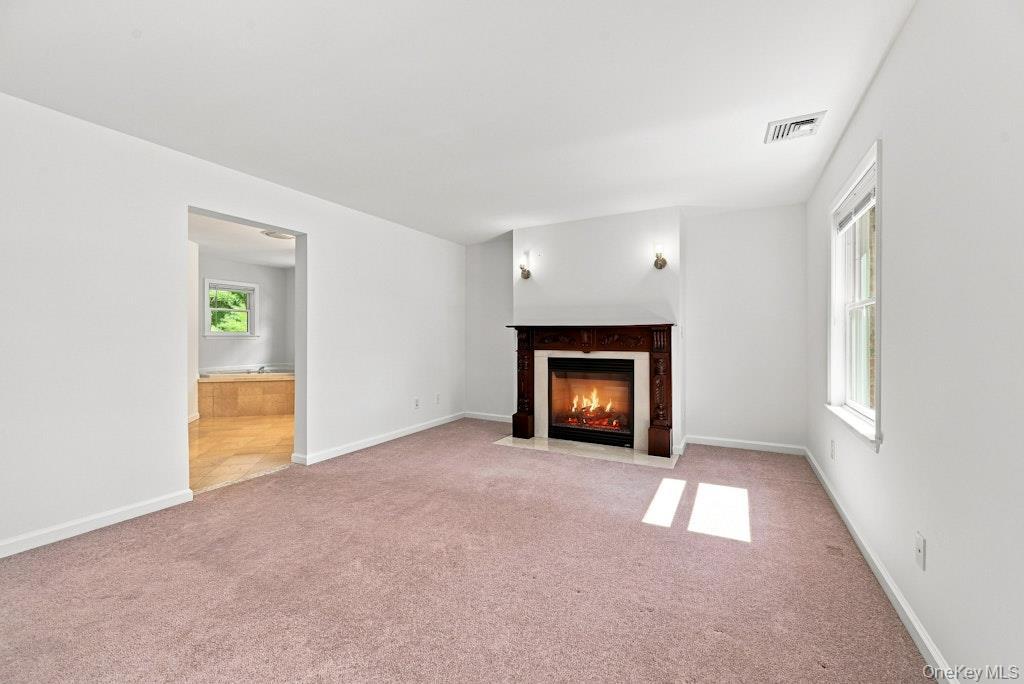 Single Family Private Road Suffolk County, NY 11933, MLS-1045233-31