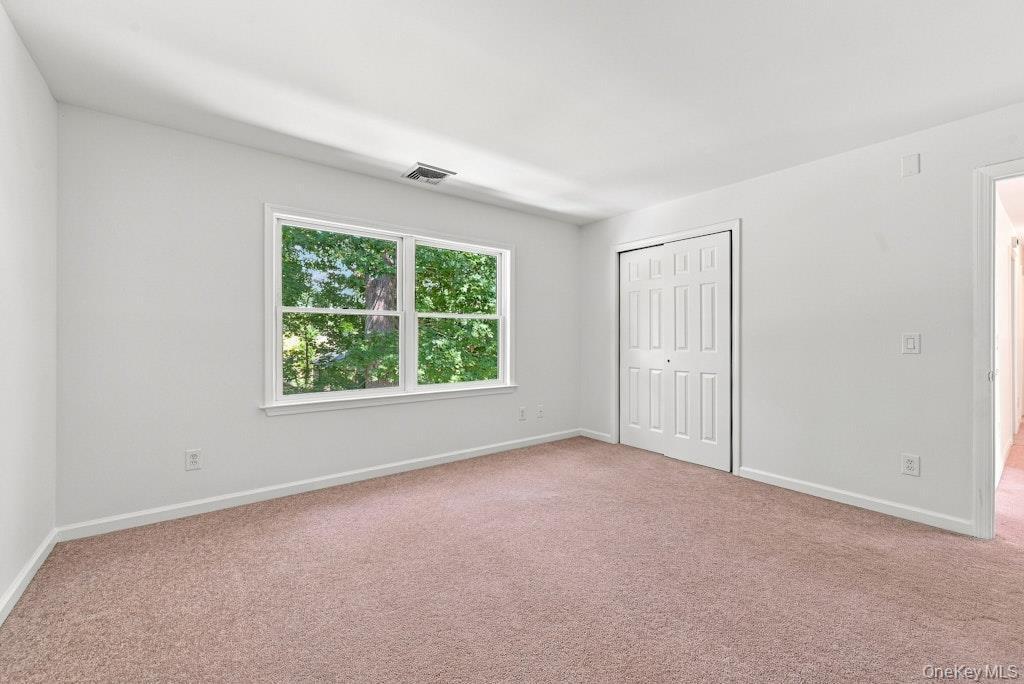 Single Family Private Road Suffolk County, NY 11933, MLS-1045233-35