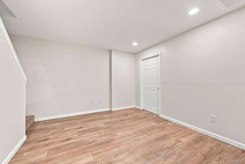Single Family Private Road Suffolk County, NY 11933, MLS-1045233-38